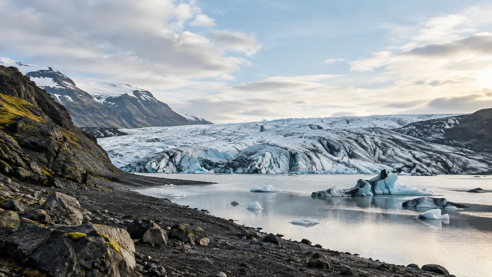 Glacier Sólheimajökull